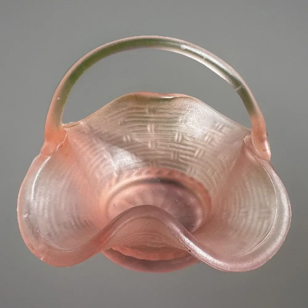 VTG Pink Frosted Satin Glass Basket Weave Small Candy Nut Dish 4.5
